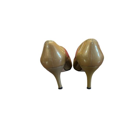 Vaneli Pat Lea Taupe Leather Closed Toe Pumps Size 8.5 Work Heels - Picture 4 of 9